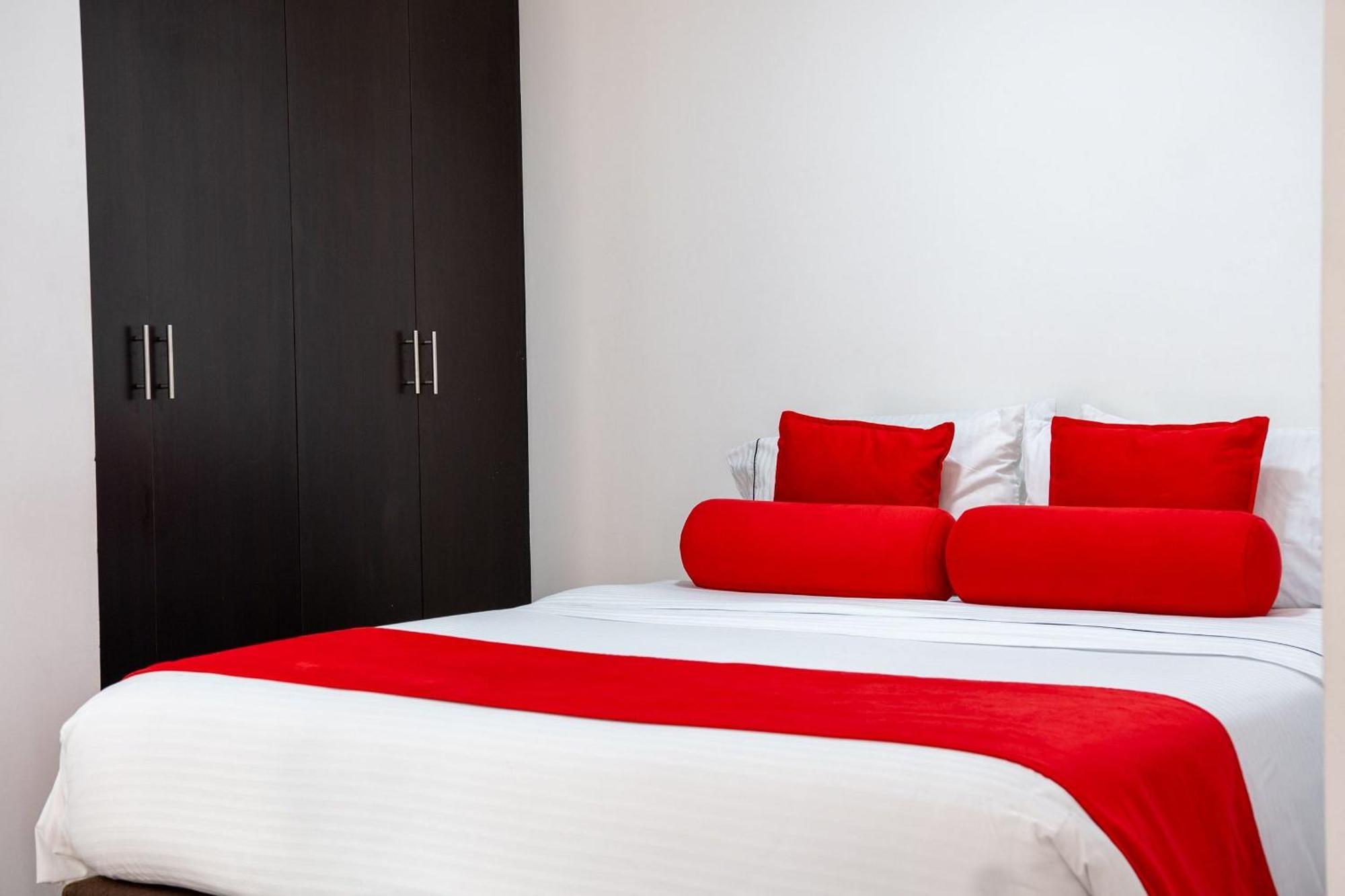 Hotel Piaro In Suites Cali Eksteriør billede